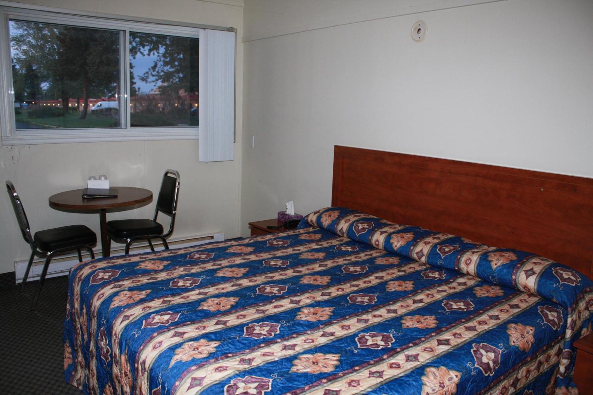 Grand Motel Saint-Hubert Longueuil Quarto foto
